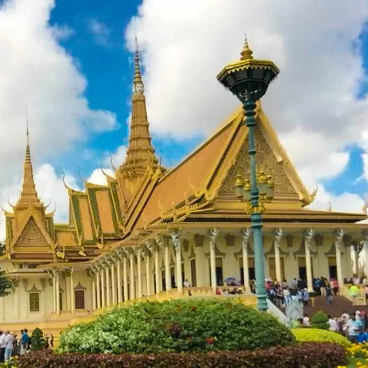 Royal-palacec-Cambodia-72